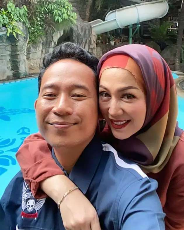Besaran uang bulanan 8 seleb yang tak terduga.