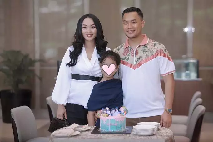 Instagram Zaskia Gotik/ Brillio