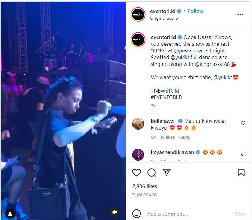 Yuki Kato asyik nonton konser King Nassar