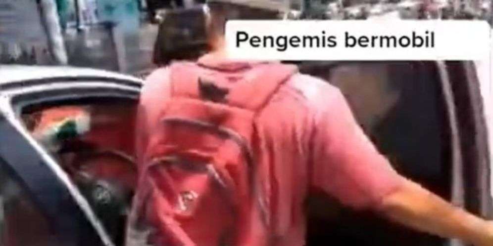 pengemis bermobil