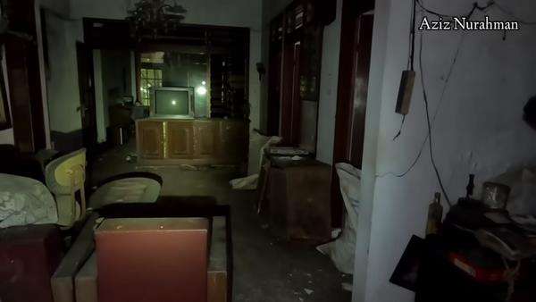 Rumah terbengkalai dibangun tahun 1980an