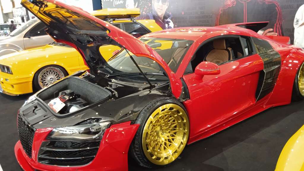 mobil gading marten