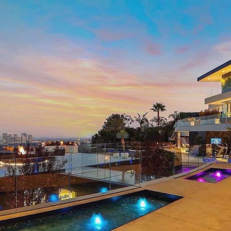 The Summitridge Estate