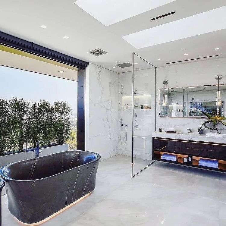 The Summitridge Estate