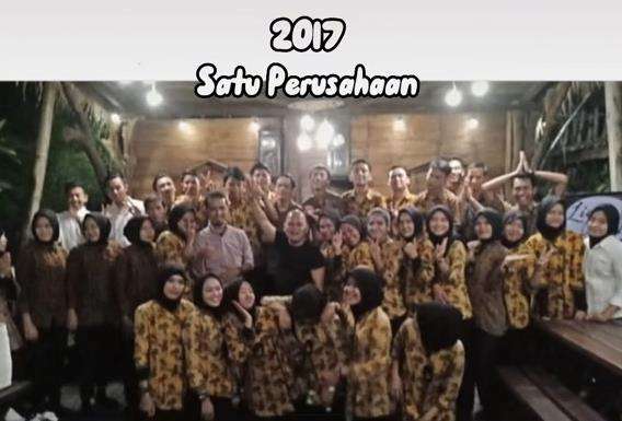 Viral pernikahan pasangan beda usia jauh kayak bapak dan anak perempuannya.