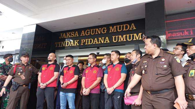 Penampakan tersangka pembunuhan Brigadir J