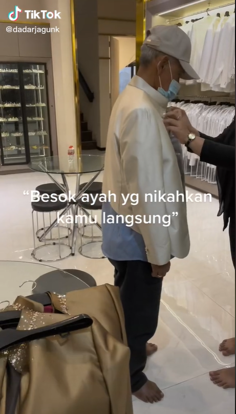 Kisah Haru Pengantin Ijab Kabul di Samping Jenazah Ayahnya