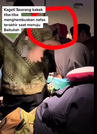 Momen Kakek Wafat di Pesawat Saat Hendak Umroh, Ekspresi Sang Istri Bikin Mewek