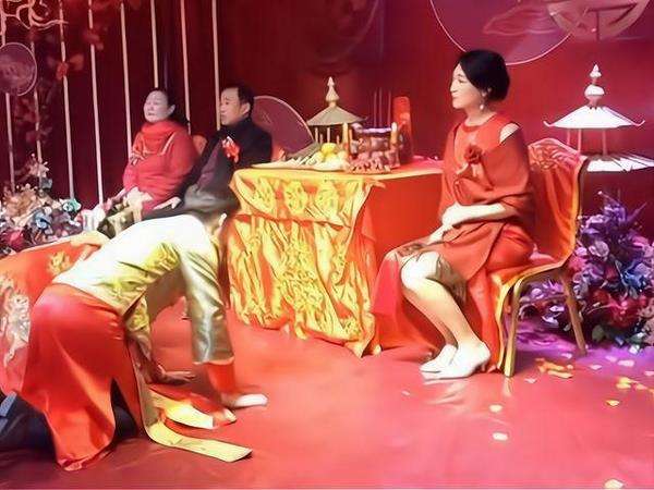Kisah menantuku ternyata mantan pacarku.