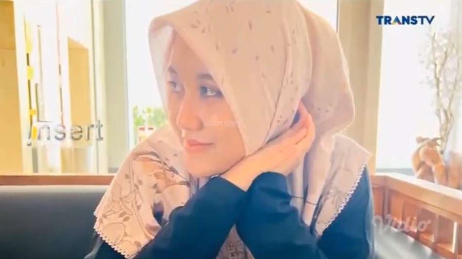 Ulfa istri Syekh Puji