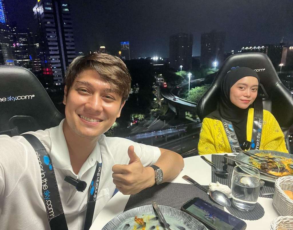 Lesti Kejora dan Rizky Billar Lesti Kejora dan Rizky Billar