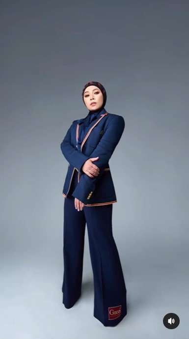 Penampilan baru Melly Goeslaw