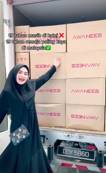 Remaja Kaya Malaysia Viral di TikTok