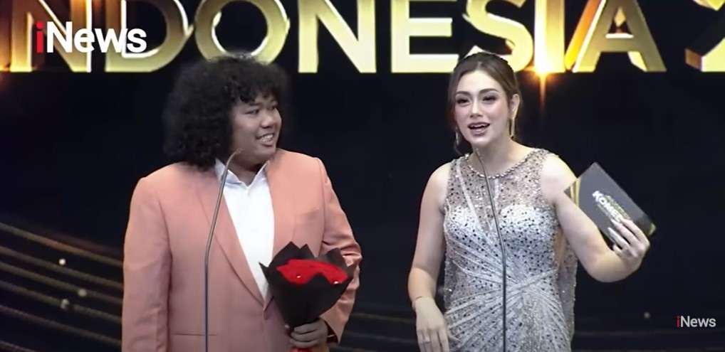 Marshel Widianto dan Celine Evangelista Marshel Widianto dan Celine Evangelista