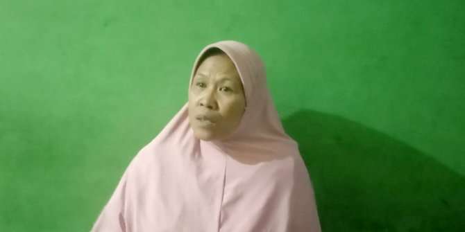 Sulastri harus kehilangan suaminya saat tragedi Kanjuruhan