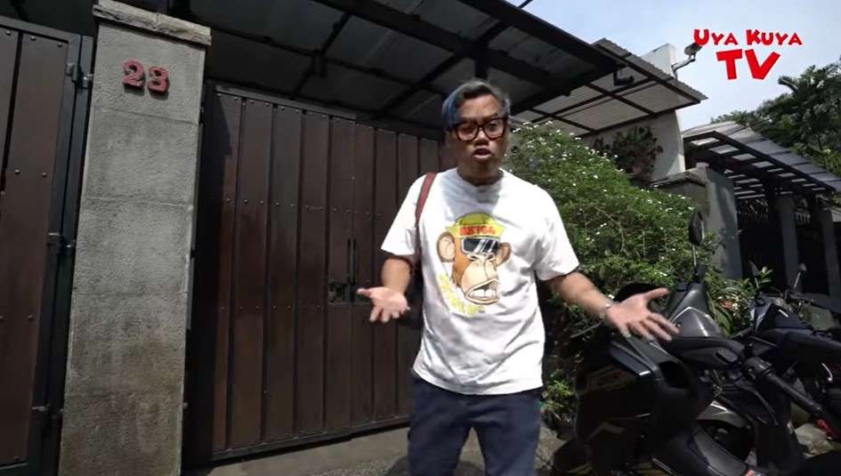 Rumah kontrakan Denise Chariesta