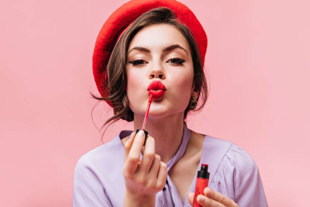 Trik Mudah Merawat Bibir, hanya Perlu 3 Langkah