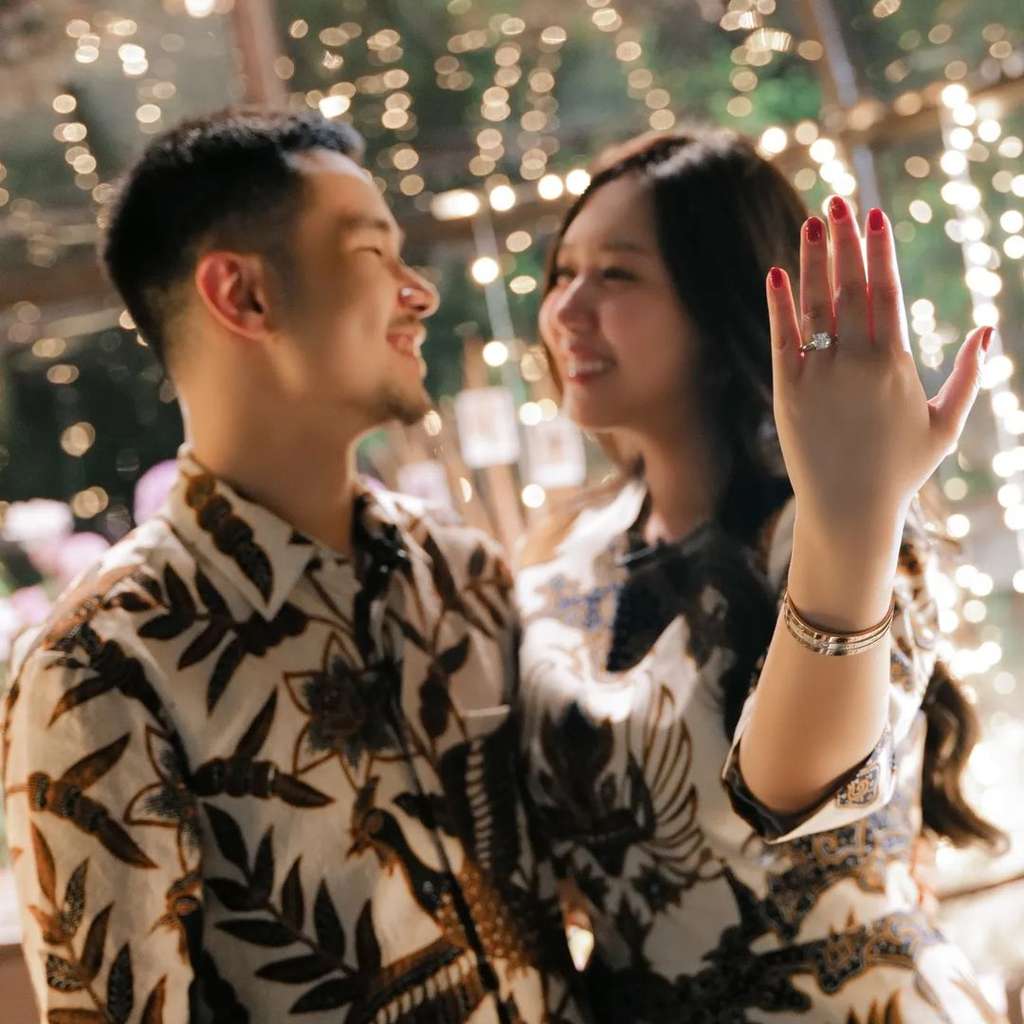 Jess No Limit melamar Sisca Kohl