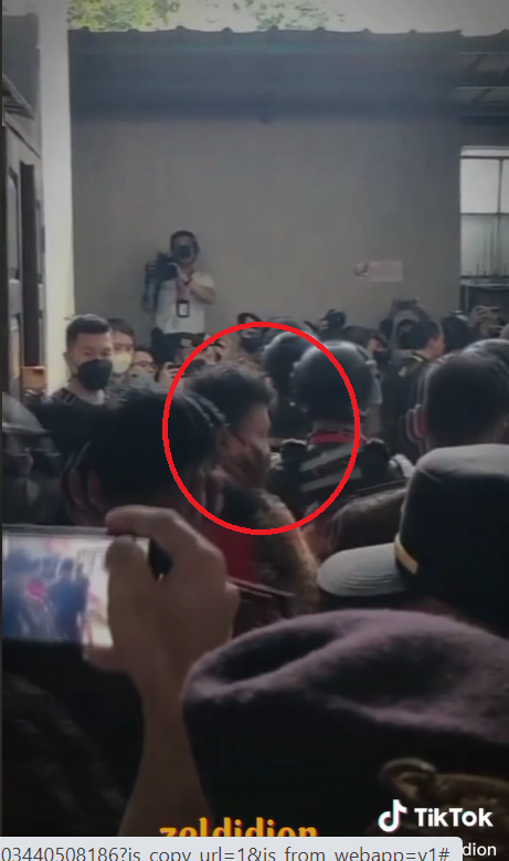 Ketika Ferdy Sambo Menoleh Dipanggil Peppy Usai Sidang hingga Dapat Dukungan dari Sahabat
