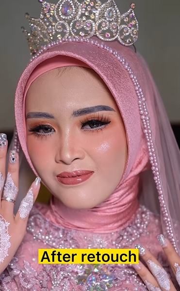 MUA Curhat Riasannya Dihapus