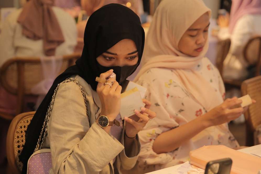 Glam and Glow Event