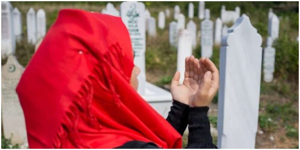 Doa untuk Orang Meninggal Perempuan