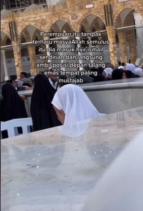 Viral Jemaah Wanita Sholat di Hijir Ismail Tanpa Antre