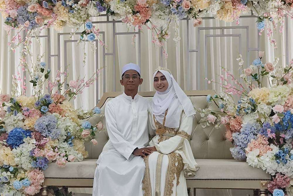 Mimpi Nikahi Gadis Bule Terwujud, Pria Ini Ikut Nikah Massal dengan Wanita dari Hawai