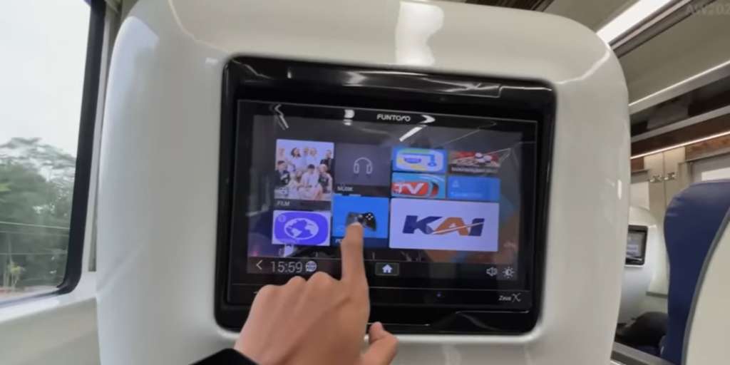KA Gajayana Luxury.