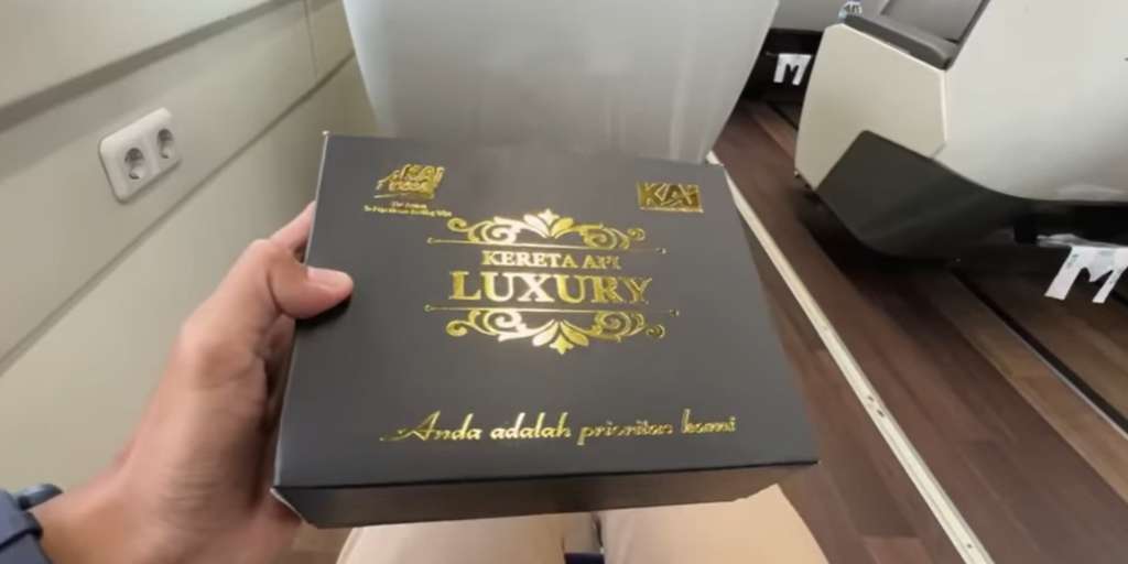 KA Gajayana Luxury.
