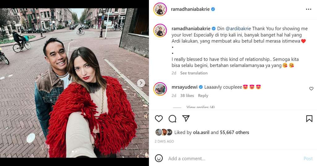 Unggahan Nia Ramadhani