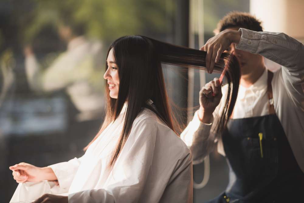Memotong Rambut