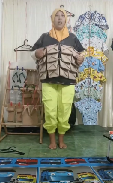 TikToker Jual Baju Unik
