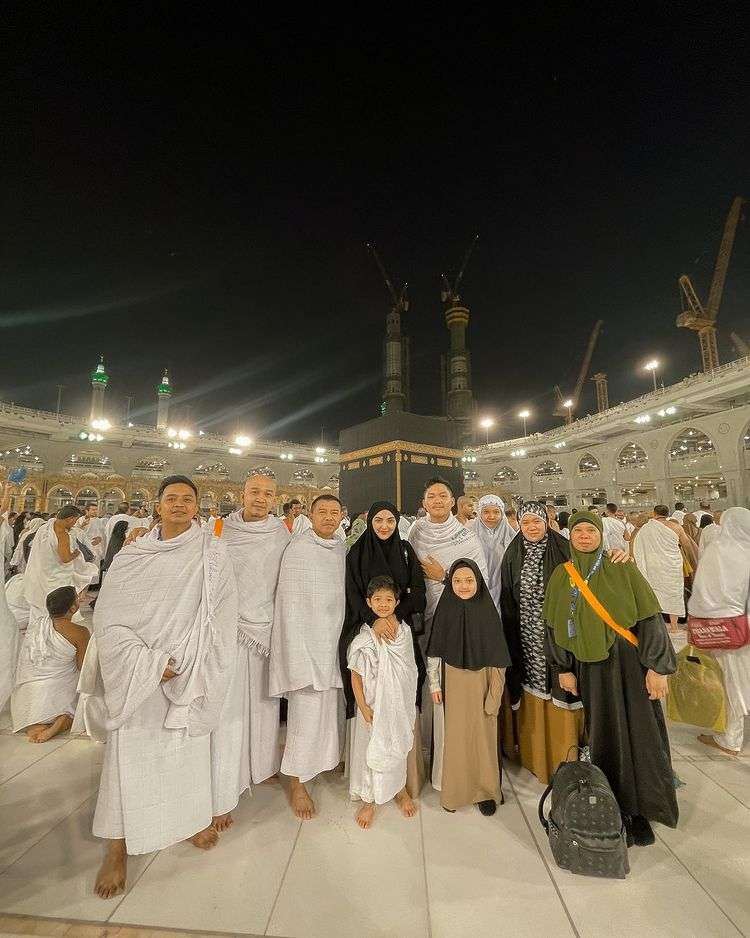 Keluarga Anang Ashanty