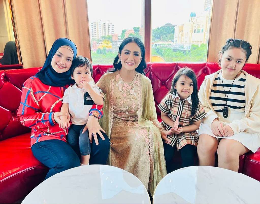 Siti Nurhaliza dan KD