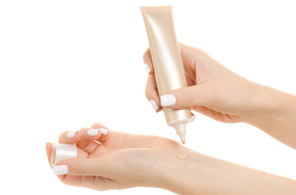 Tips Menggunakan Foundation agar Terlihat Natural dan Menyatu dengan Kulit