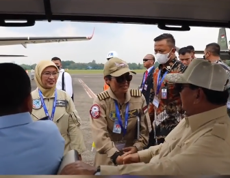 prabowo dan esther