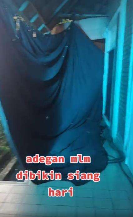 Di balik layar adegan sholat malam di sinetron.