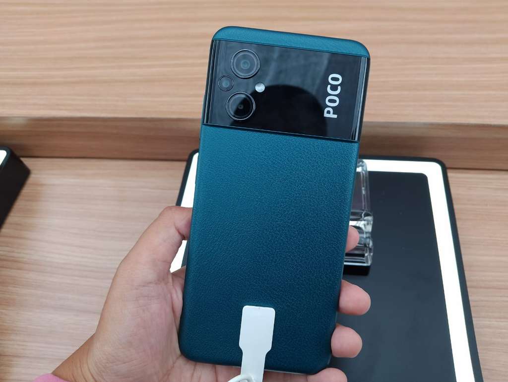 POCO M5
