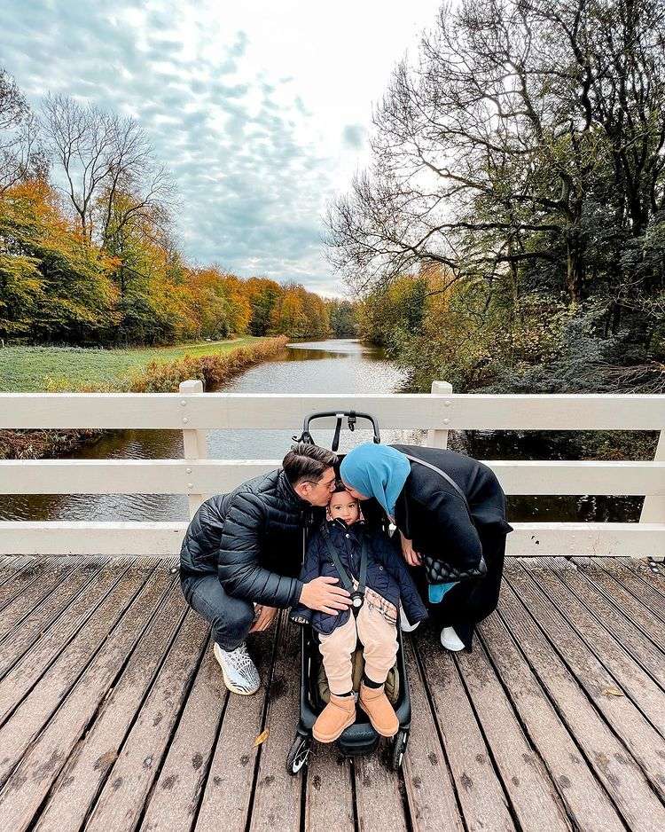 Ukkasya di Belanda