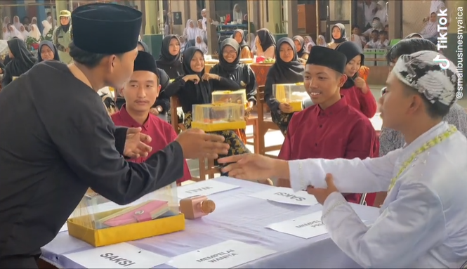 Viral Ujian Praktik Nikah SMA Digelar Bak Resepsi Sungguhan