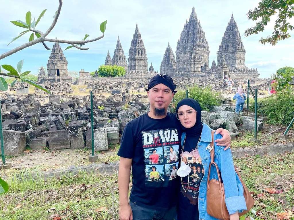 Mulan Jameela dan Ahmad Dhani