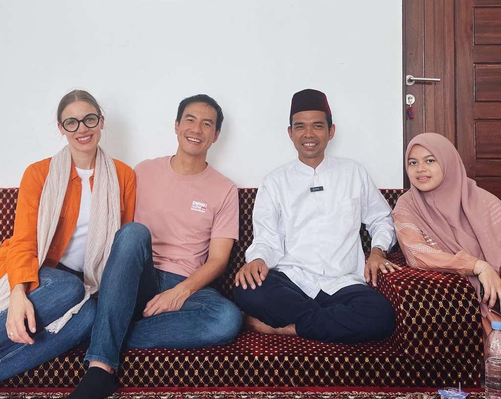 Daniel Mananta bersama Viola, UAS dan Fatimah