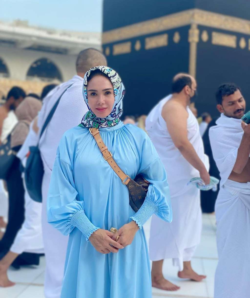 Penampilan Yuni Sahra Umroh