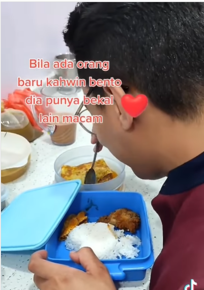 Bawa Bekal Buatan Istri, Pria Pengantin Baru Malu dengan Teman kantor