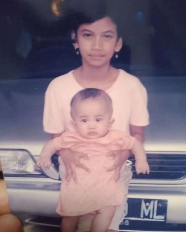 Mayang dan Vanessa Angel
