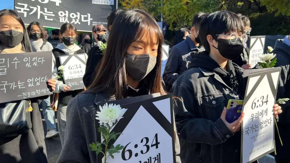 Demo tragedi Itaewon menyatakan jam 18.34 saat telepon peringatan pertama masuk negara absen