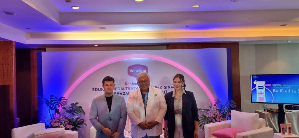 Acara Kemitraan Vaseline dan PERDOSKI Untuk Edukasi Publik Mengenai Permasalahan Kulit