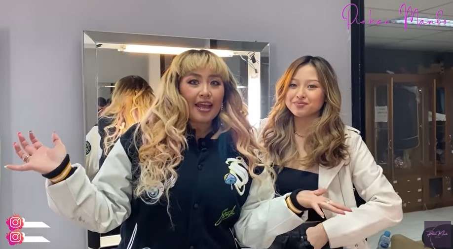 Michelle Ashley Rezy  dan Pinkan Mambo