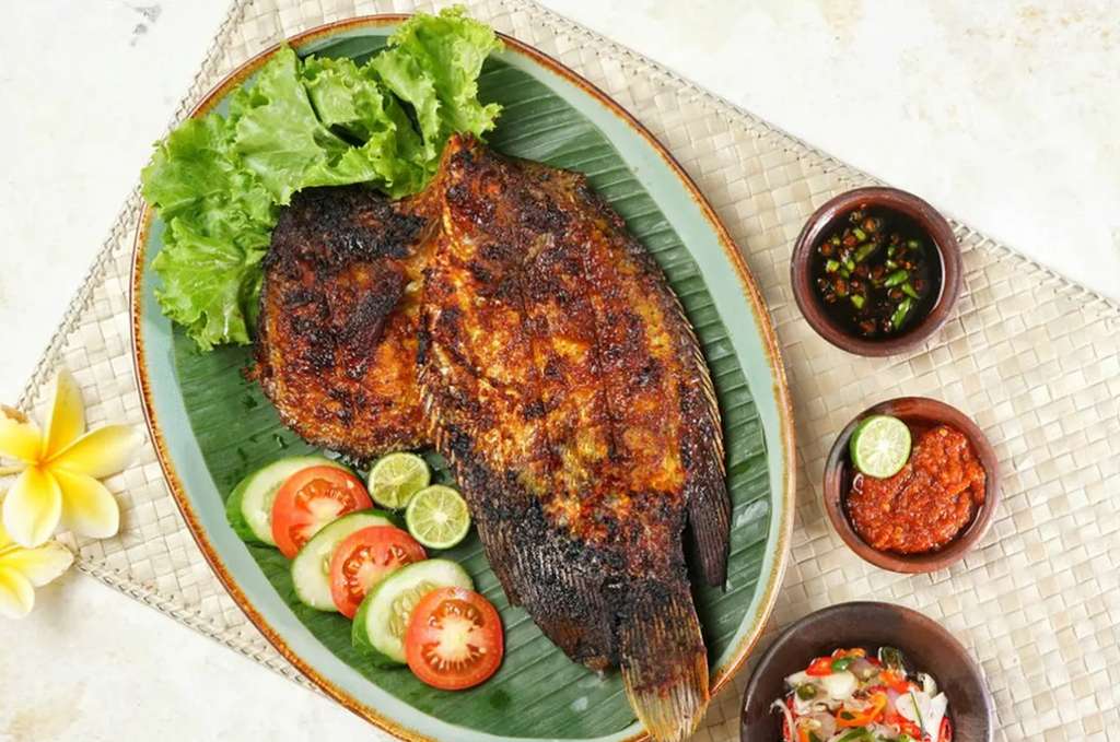Ikan bakar bumbu bali Ikan bakar bumbu bali